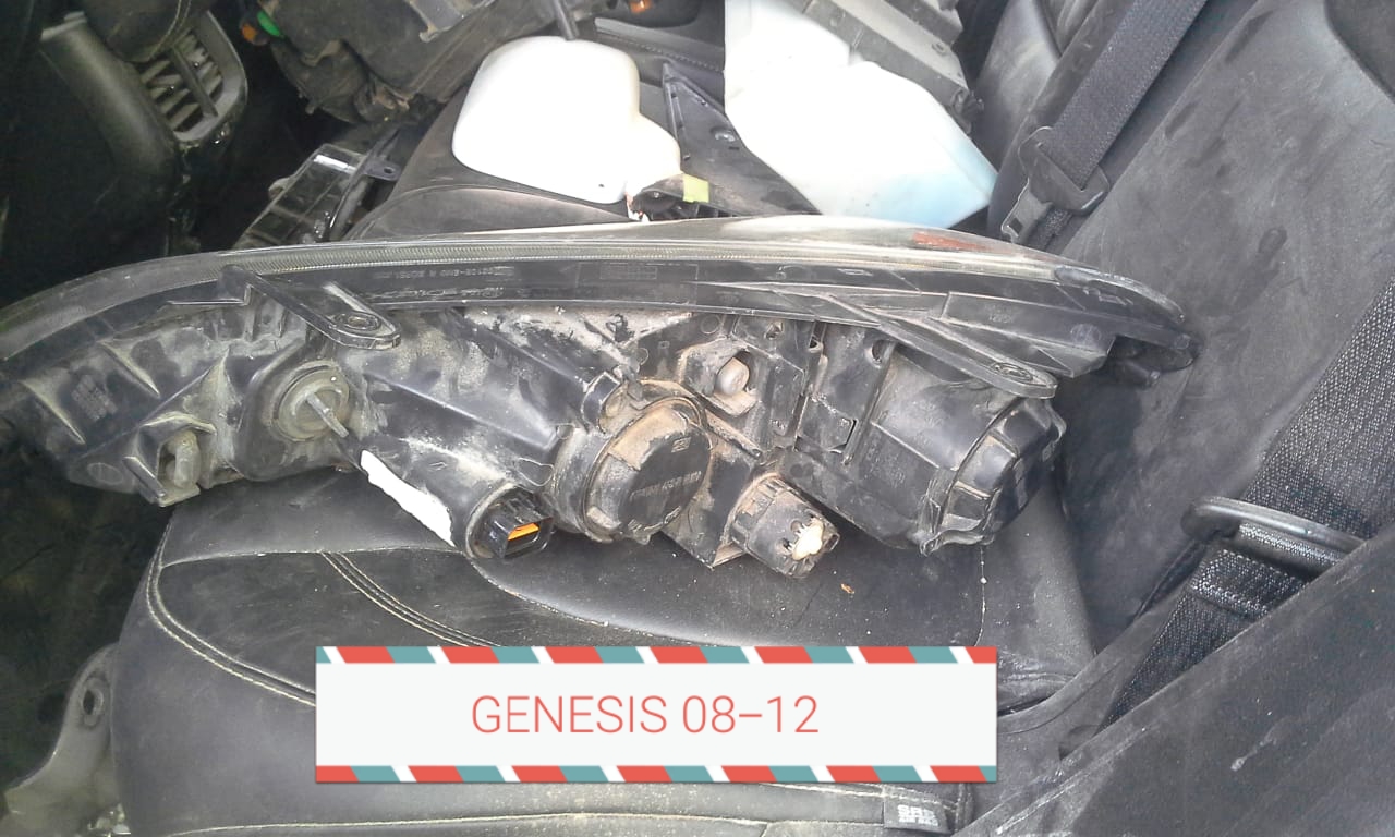 FARO DELANTERO DERECHO HYUNDAI GENESIS 2008 AL 2012